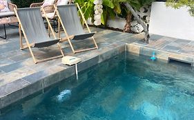 Bord de mer + piscine